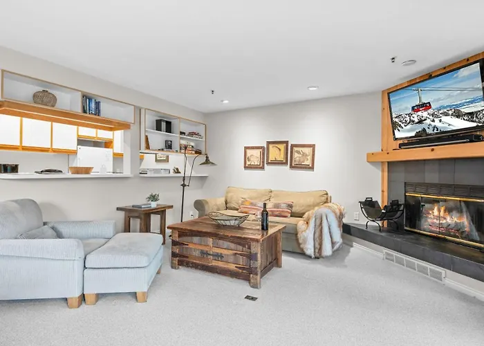 Apartment Rmr: Balsam B4 In The Aspenswilson Wy